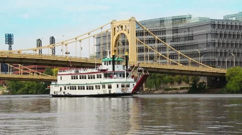 Pittsburgh Riverboat 2305 Stock Footage