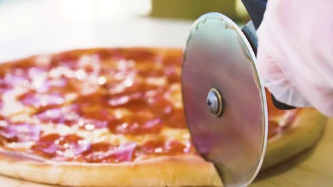 Pizza 1 库存影片 128190745