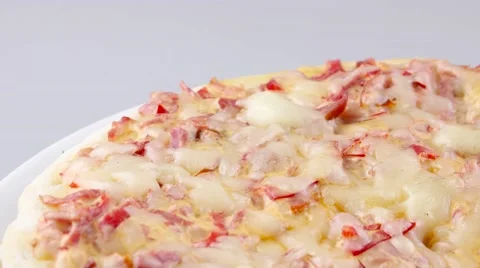 Pizza in 4 layers with sausages and bell peppers Stock Footage 53572260