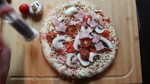 Pizza and toppings Video stock 132446024