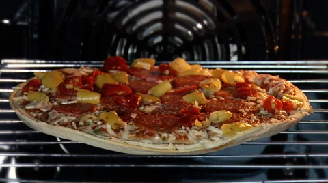 Pizza baking timelapse 01 動画素材 32814677