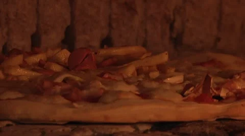 Pizza in oven. Vidéo 8995463