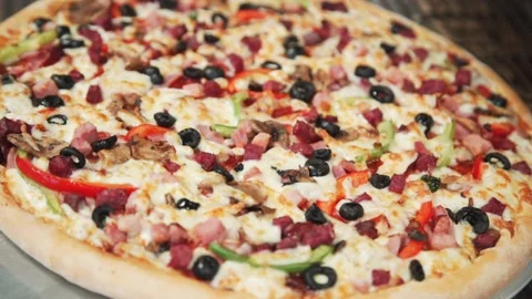 Pizza in the oven. Stock Footage 132618024