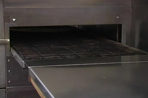Pizza Oven pass through Video stock 136880