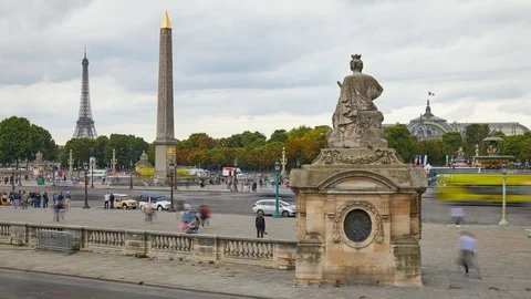 Place de la Concorde time lapse with Eiffel tower view in a cloudy day in Paris Stock Footage 126512567