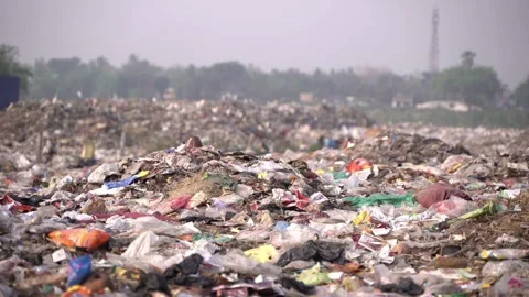 The place is full of city garbage. Video stock 239615732