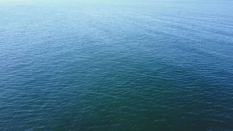 Plain blue water 動画素材 85590974