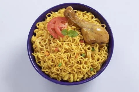 Plane, chicken, egg, beef, prawn instant noddle's isolated on white backgroun Foto stock