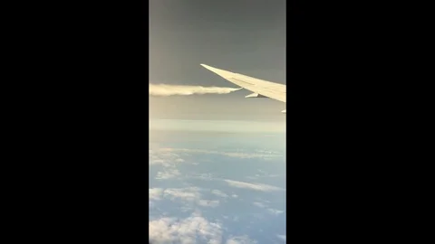 Plane dumps fuel over Pacific before returning to Los Angeles Stock Footage 109263087