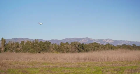 Plane Fly By in Santa Barbara Video stock 232338876