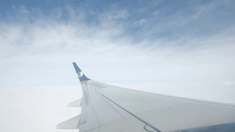 The plane fly in the sky with fog cloud 스톡 동영상 93861558