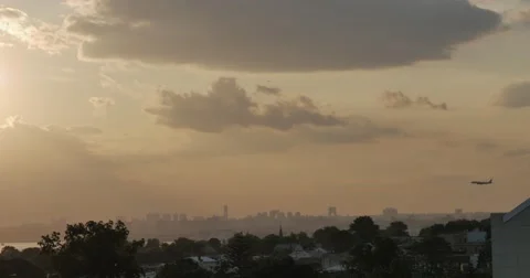 Plane flying NYC Video stock 52075156