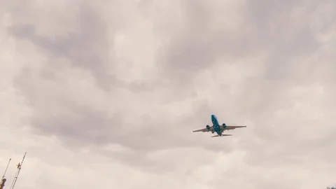 Plane flying over head showing the whole fuselage Video stock 81341204