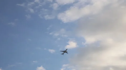 Plane flying over sky, video Stock Footage 51399512