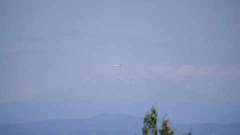 Plane Flying Past Mount Saint Helens Stock Footage 265353107