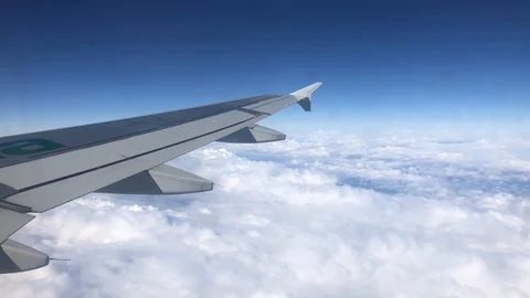 Plane 動画素材 108180478