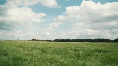 The plane has landed on the field2 Stockbeeldmateriaal 147716100