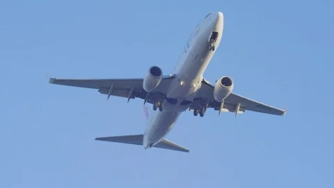 Plane landing Alicante airport Stock Footage