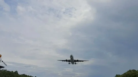 Plane landing (Denpasar) Stock Footage 98321917