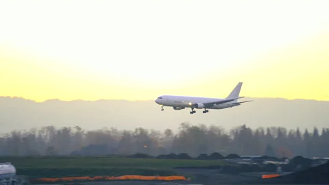 Plane landing at PDX Vidéo 143664219