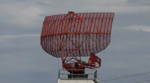 Plane radar at an airport Video stock 7767103