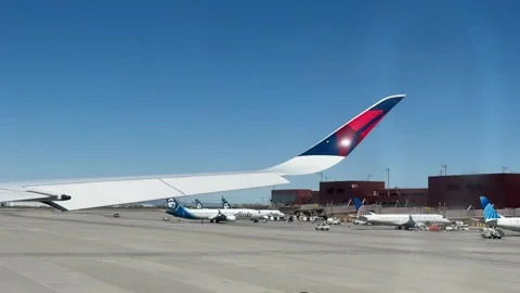 Plane ready to take off from Salt Lake City Utah Airport Stock Footage 336297274
