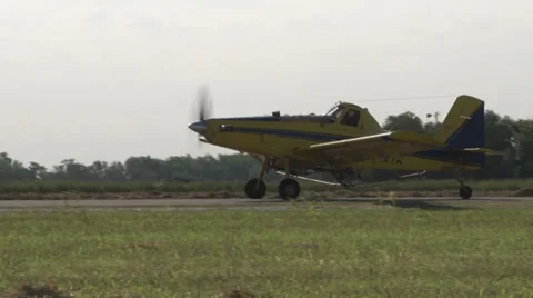 Plane Stopping Stock Footage 36570399
