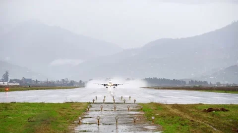The plane takes off at sunset. The plane takes off at dawn. Long shot Stock Footage 167022644