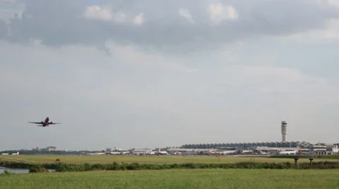 Plane taking off from DCA, Ronald Reagan Washington DC National Airport Video stock 65218599