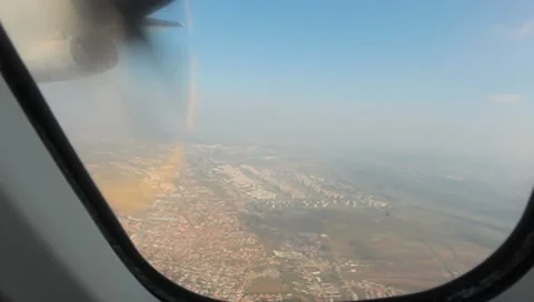 Plane taking off (inside the plane view) Vidéo 8656252