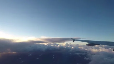 Plane Timelapse Through Clouds Vidéo 79992994