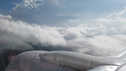 Plane traveling into clouds Stock-Footage 150929515