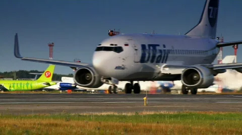 Plane utair 動画素材 848384