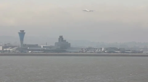Planes taking off SFO Video stock 41687410