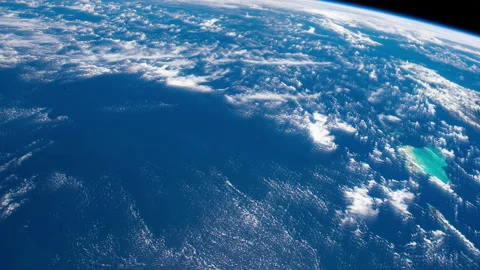 Planet earth scenic view of clouds and ocean while orbit rotating time lapse Vidéo 154968361