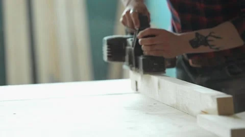 Planing machine for wood Vidéo 61815369