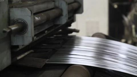 Plant for the production of metal pipes. Stack of steel pipes Vídeo Stock 152077022