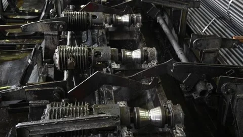 Plant for the production of metal pipes. Stack of steel pipes Vídeo Stock 152078151
