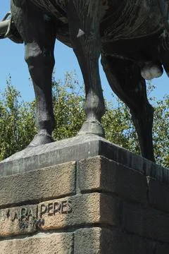Plaque of the statue of Vmara Peres at the entry of the cathedral of Porto Stock Photos