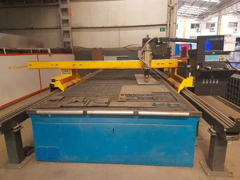 Plasma cutting machine Фото