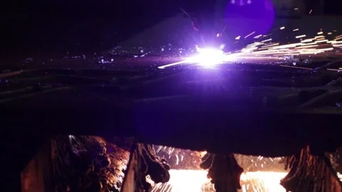 Plasma machine cuts thick metal. Stock Footage 141561231