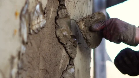 Plaster applies a layer of plaster Stock Footage 112247903