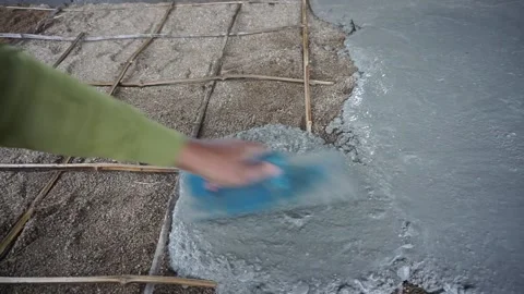 Plastering the front of the house Stock Footage 163582439