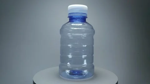 Plastic bottle 스톡 동영상 330500854