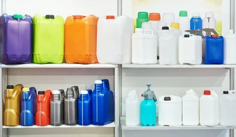 Plastic containers for liquid in store Stock Photos