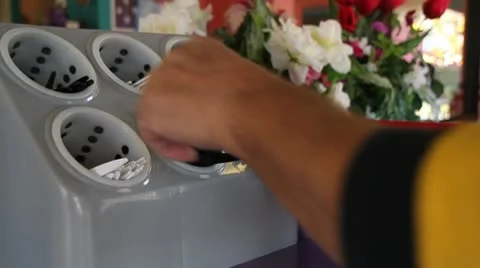 Plastic fork and spoon 動画素材 8910125