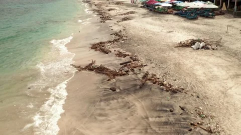 Plastic garbage on the beach, environmental pollution in Bali Indonesia 스톡 동영상 134761983