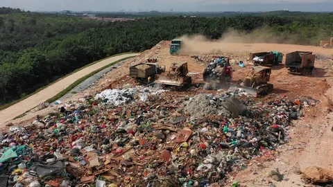 Plastic garbage dumped at landfill Stockbeeldmateriaal 115688231