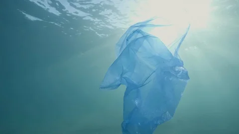 Plastic in the ocean, sea Vidéo 90683055