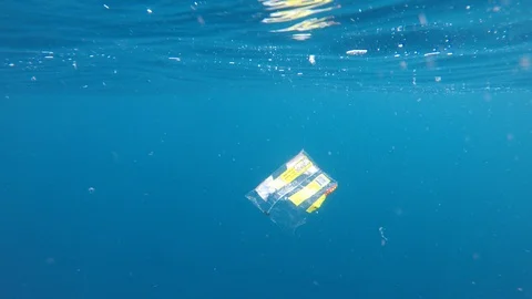 Plastic pollution in ocean Video stock 107347960